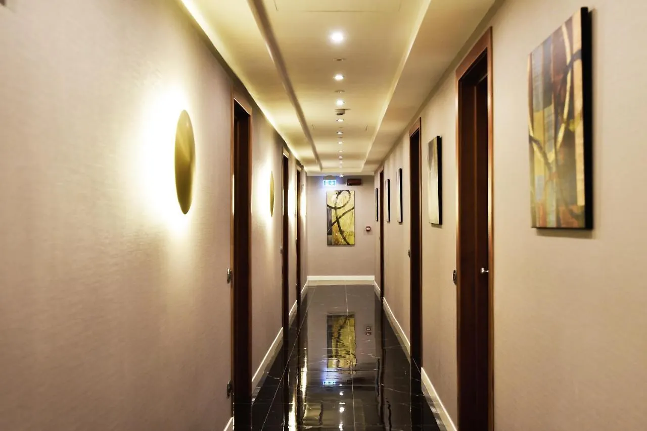 Magri'S Hotel Неаполь