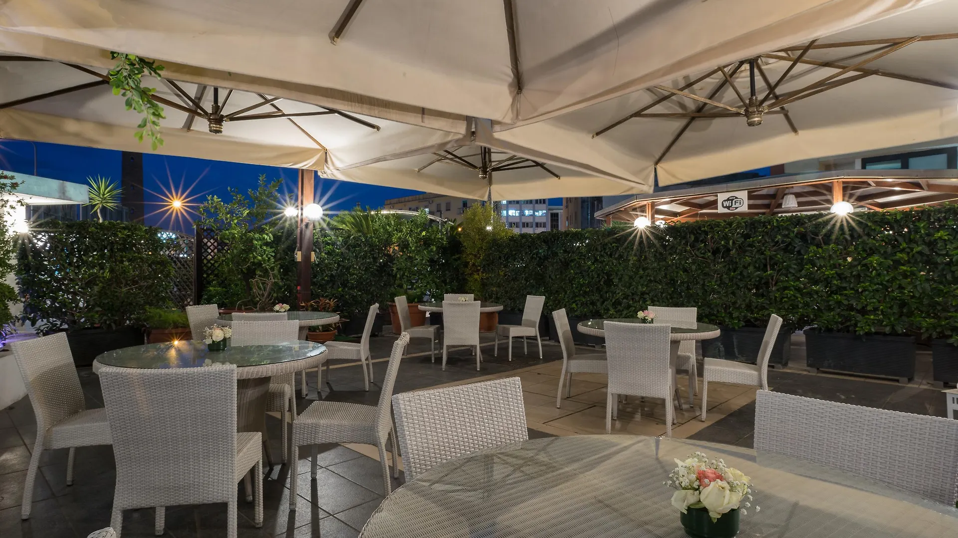 Magri'S Hotel Неаполь