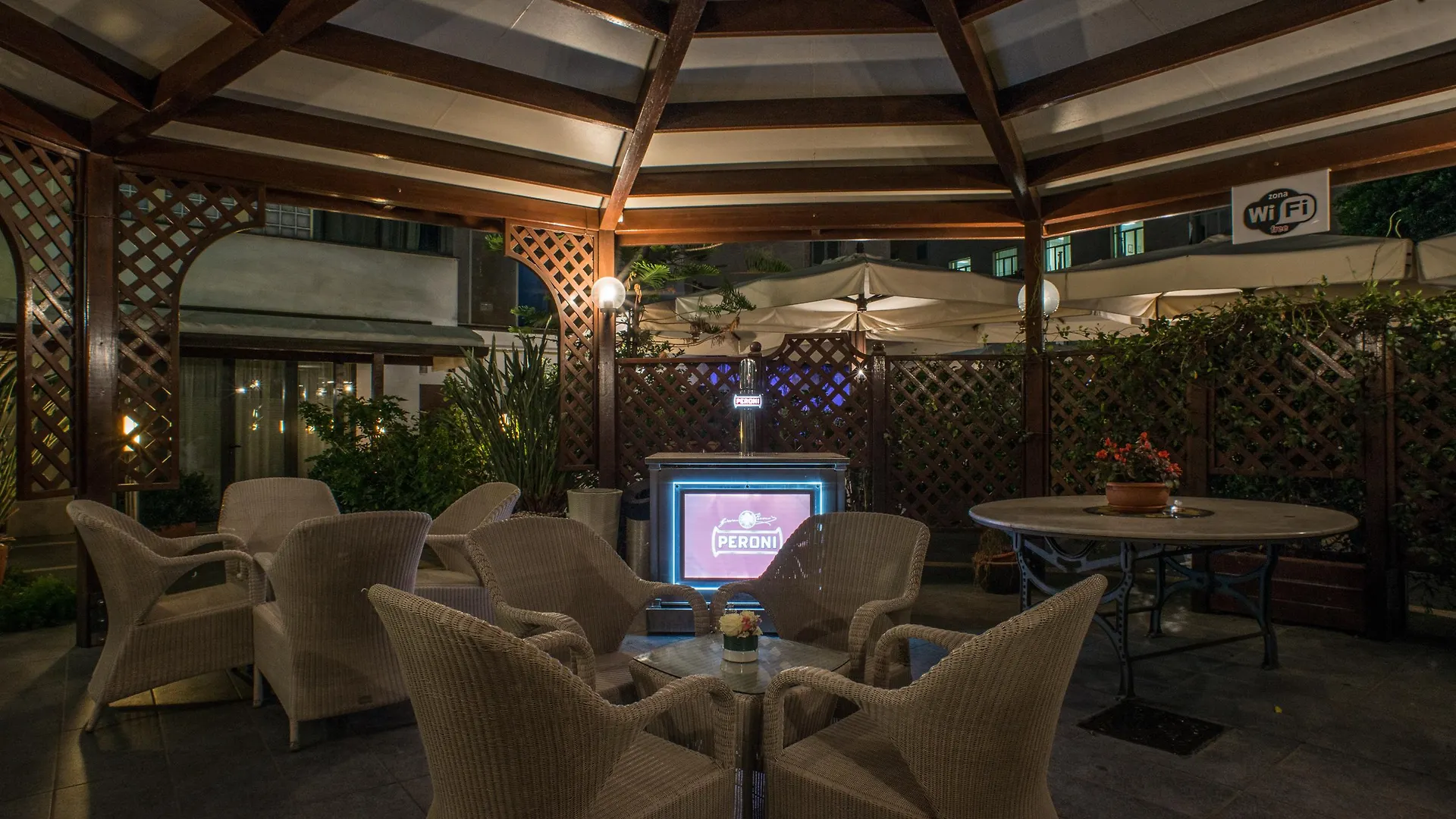 Magri'S Hotel Неаполь