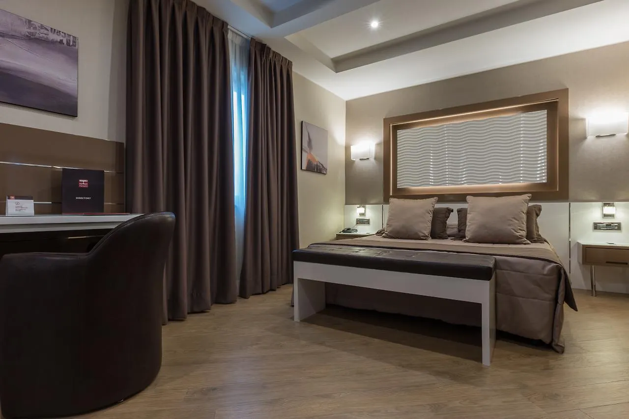 Magri'S Hotel Неаполь
