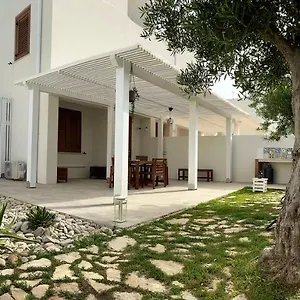 https://casa-giorgia-favignana.sicilyhotelsitaly.net