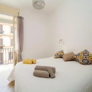 Holiday home Centro - Duomo, Naples