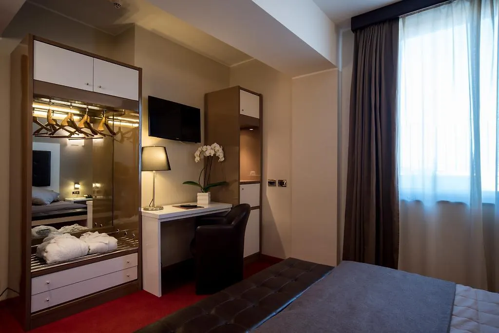 Magri'S Hotel Neapel Italien